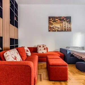 Ampio Zona Moscova Con Due Terrazzi Milán
