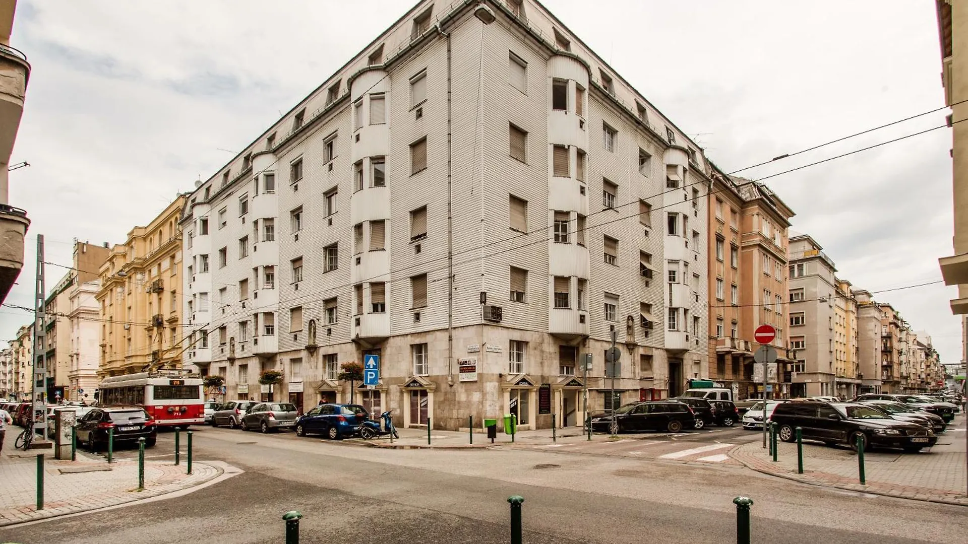 Quiet And Cozy Apartment Near The Danube Budapest